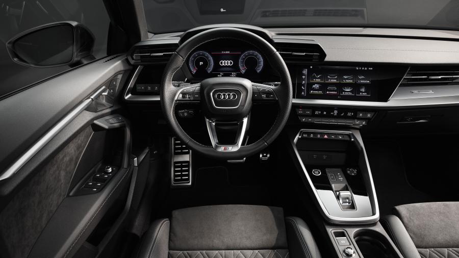 Торпедо Audi A3 Sedan 35 TFSI 2020 года  (WW) (фото 40 из 50)